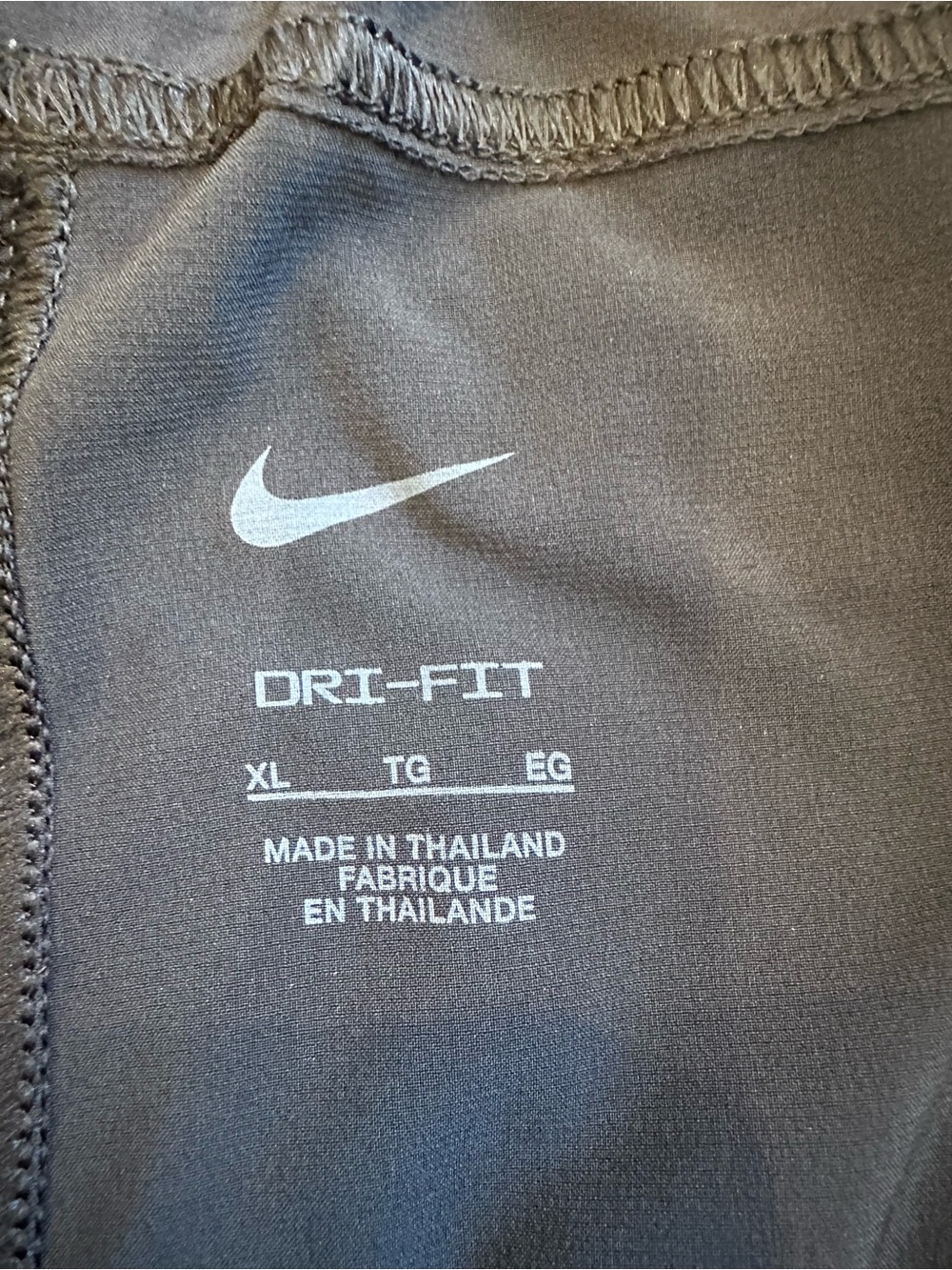Nike Men’s Black Athletic Shorts with Yellow Swoosh and Oregon Ducks Logo - Picture 5 of 7